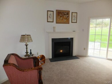 4248 Belmont Cir, Whitehall, PA 18052 - photo 6