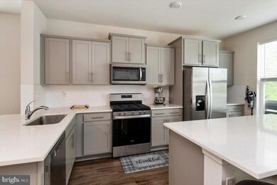 7975 Patterson Way, Hanover, MD 21076 - photo 5