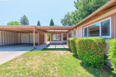 905 SW K St, Grants Pass, OR 97526 - photo 3