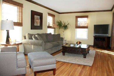 1015 Lexington Ln, Batavia, IL 60510 - photo 2