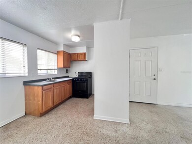 1303 NW 6th St unit 4, Gainesville, FL 32601 - photo 4