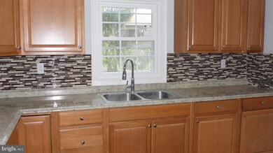 112 Nottingham Rd, Pennsville, NJ 08070 - photo 5