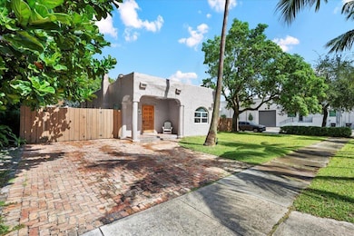 511 Upland Rd, West Palm Beach, FL 33401 - photo 2