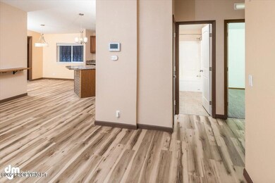 04-Front Entry_DMD_7881