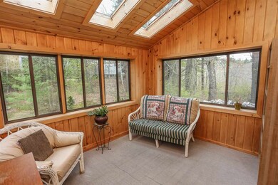 54 Hall Rd, Londonderry, NH 03053 - photo 6