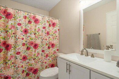 453 Deer Park Way, Mount Washington, KY 40047 - photo 7