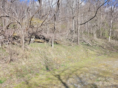 Private access road maintained by POA