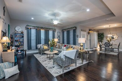 Beautiful floors, lots of natural light, open conc