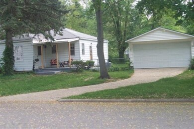 1422 Clarendon Ave, Niles, MI 49120 - photo 7