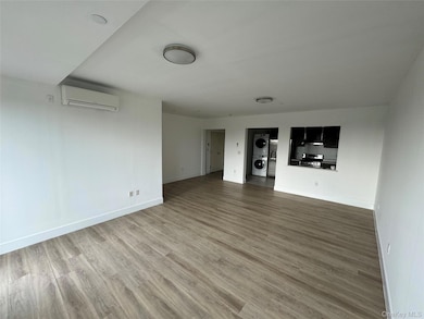 8403 Lander St unit 2C, Jamaica, NY 11435 - photo 3