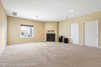 276 Beachway Ave unit 12, Keansburg, NJ 07734 - photo 5