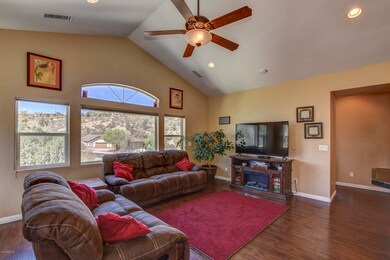 Great Room - 2465 Sequoia