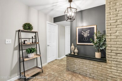 38 Normandy Ct, Middletown, NJ 07748 - photo 5