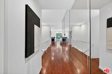 1920 Pandora Ave unit 3, Los Angeles, CA 90025 - photo 4