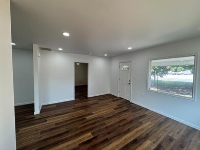 1017 S Washington St, Hugoton, KS 67951 - photo 7