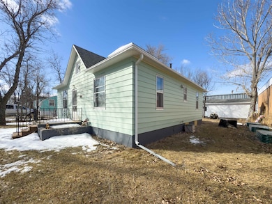 506 Main St S, Crosby, ND 58730 - photo 4