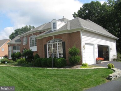 5815 Ridings Manor Place, Centreville, VA 20120 - photo 2