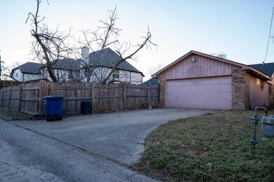 6824 Huff Trail, Dallas, TX 75214 - photo 7