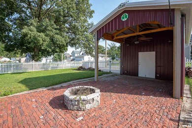 901 W 16th St, Davenport, IA 52804 - photo 6