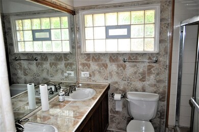 9921 Devonshire St, Westchester, IL 60154 - photo 7