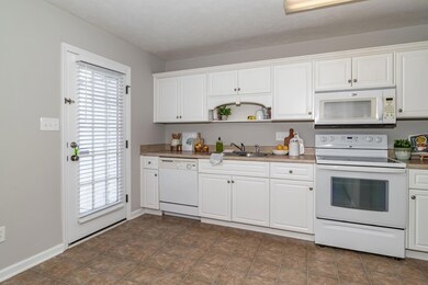 12-web-or-mls-1609 EMMA ST (c)-2232