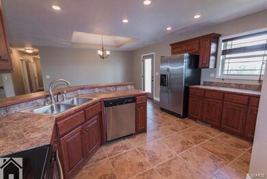 20300 Hardcastle Ln, Saint Robert, MO 65584 - photo 5