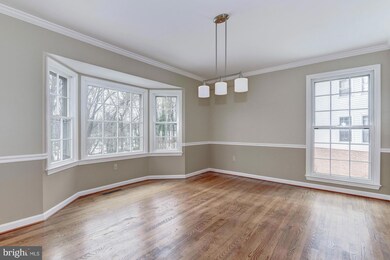 2011 Miracle Ln, Falls Church, VA 22043 - photo 5