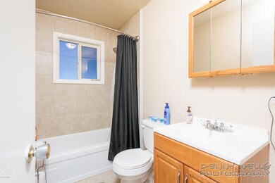 1516 Summit View St, Anchorage, AK 99504 - photo 4