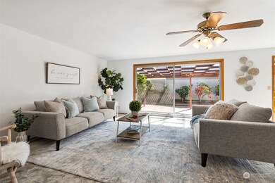 944 SW 17th St, Chehalis, WA 98532 - photo 3