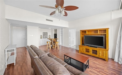 Forty Six Hundred unit 206, Corpus Christi, TX 78412 - photo 5