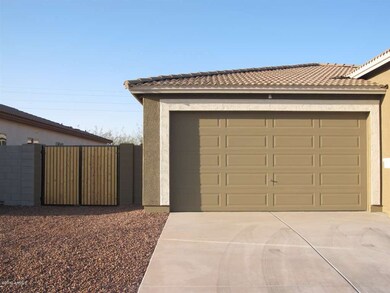Double Wide Side Gate