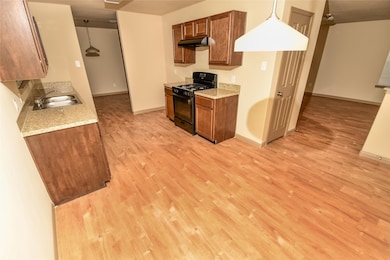 2415 Peterborough Way, Houston, TX 77073 - photo 2