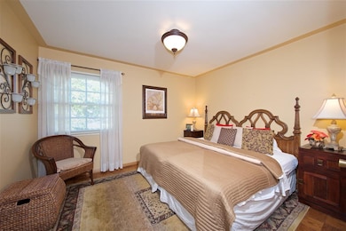 Master bedroom suite #2
