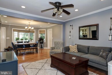 401 Oxford Rd, Havertown, PA 19083 - photo 5