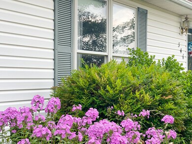 346 Westminister Dr, Fishersville, VA 22939 - photo 2