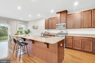 1541 Emily Ct, Hatfield, PA 19440 - photo 4