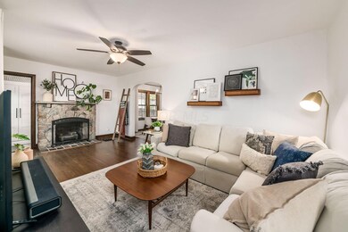 233 Richards Rd, Columbus, OH 43214 - photo 4