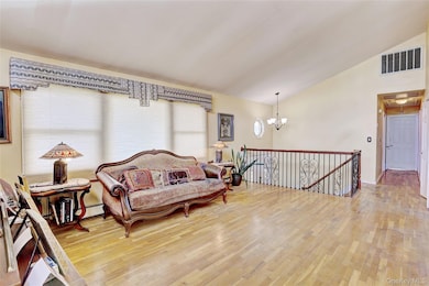 15 Stubbe Dr, Stony Point, NY 10980 - photo 4