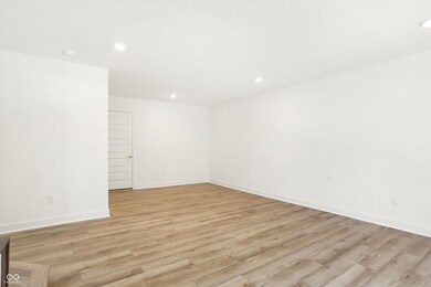 13421 Carlsbad Place, Fishers, IN 46037 - photo 7