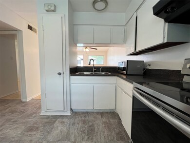 1851 W Main St unit 6, Houston, TX 77098 - photo 3