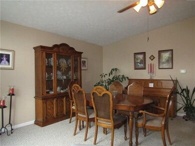 1723 Bridle Way Blvd, Columbus, IN 47201 - photo 5