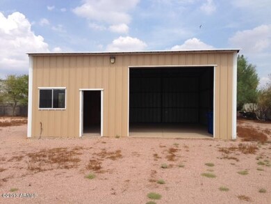 Detach garage open