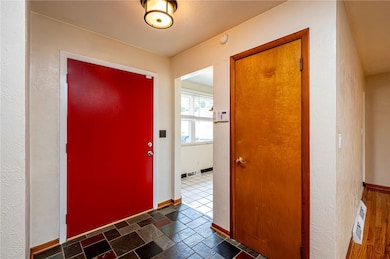 128 Reservoir Hill Rd, Uniontown, PA 15401 - photo 2