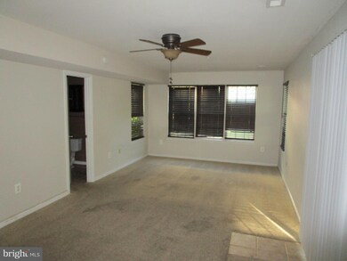 148 Penwick Cir, Frederick, MD 21702 - photo 3