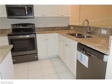Kitchen W/ All New Slate Appliance Package