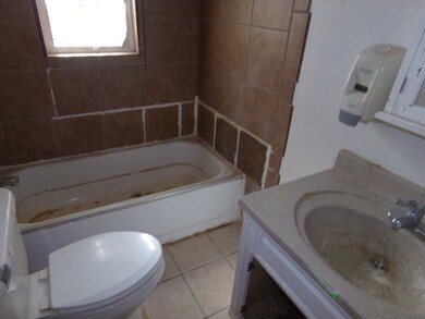 2406 Duran Ave, Alamogordo, NM 88310 - photo 4