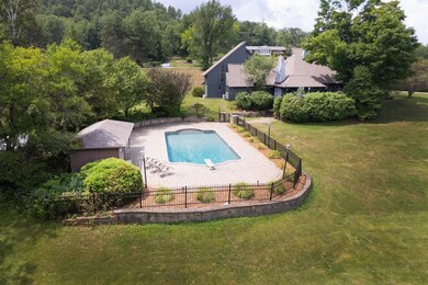 117 Viewmont Dr, Rutland, VT 05701 - photo 2