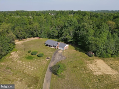 13245 Croom Rd, Upper Marlboro, MD 20772 - photo 2