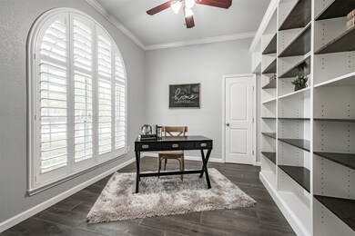 107 Eagle Lakes Dr, Friendswood, TX 77546 - photo 4