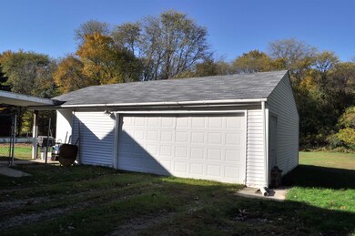 58047 Homer Ave, Elkhart, IN 46517 - photo 3